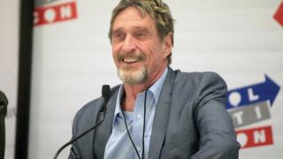 Световноизвестен със скандалите си програмист предрече нещо феноменално за биткойна! Ще си изяде пениса, ако не се сбъдне