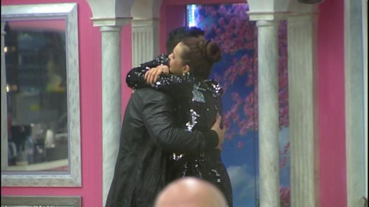 Сензационен обрат в Big Brother! Линдарева е готова на всичко, за да разведе Коцето, но не е познала (ВИДЕО)