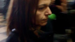 БЛИЦ TV: Роднина на загиналия полицай проплака, че иска да удуши Катя Лерца с голи ръце, бизнесдамата може да отърве решетките с ловък трик 