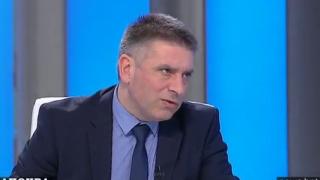 Данаил Кирилов изригна: БСП кара хората да мразят! Нинова твърди, че е професионалистка, но нека го прави по-прецизно и коректно