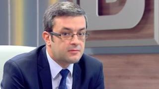 Тома Биков обясни как е станал фен на Борисов и напомни за "апокрифна имотна декларация" на Нинова