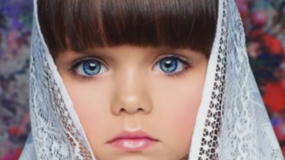 Това е новото най-красиво момиченце на света! Тя е само на шест и светът полудя по нея (СНИМКИ)