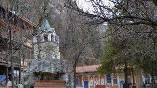 Мистерия! 55 години няма и следа от конфискувано в Преображенския манастир съкровище