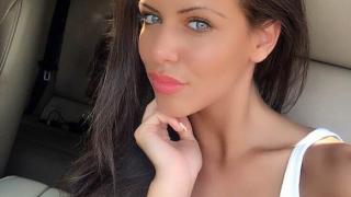 Ученичка от Годеч изгори кола от лотарията