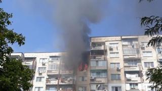 Мъж се е задушил при пожара в Пловдив, спасяват го в болница 