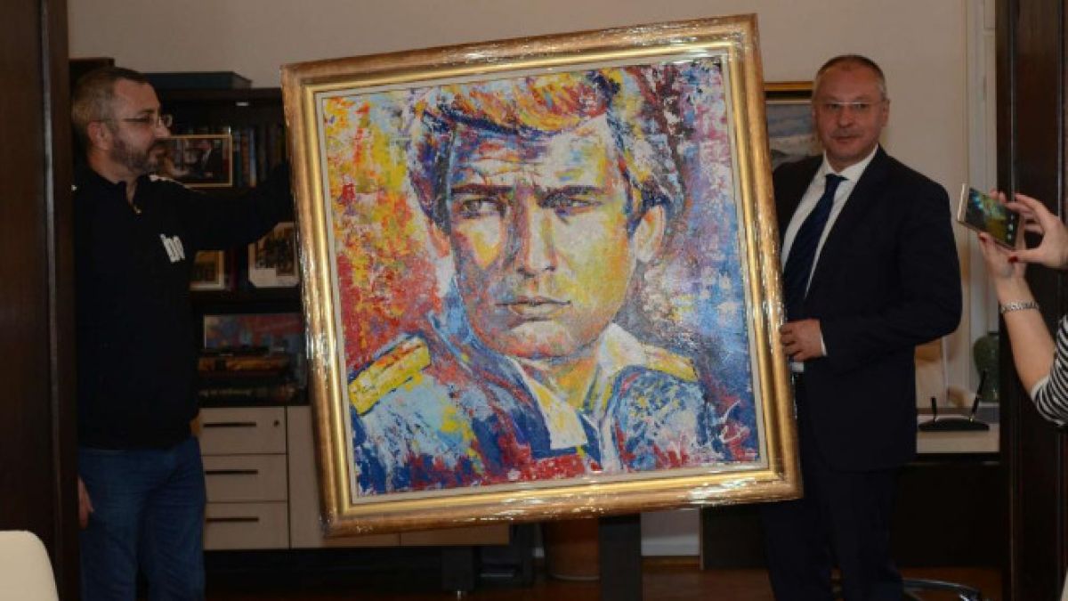 Станишев изненада Стефан Данаилов с уникален подарък 