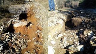 Пороите откъснаха от света туристическа дестинация в планината (СНИМКИ)