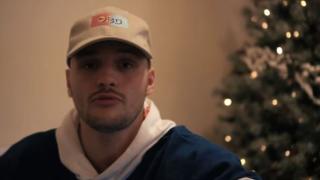 Мъж си заклещи главата в микровълнова печка (ВИДЕО)