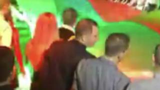 Студенти развяха трибагреника навръх 8 декември (ВИДЕО)