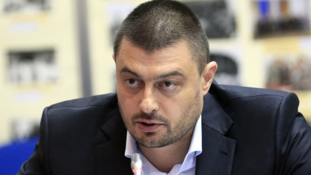 Бареков разгроми кръга "Капитал": Прокопиев да не писка като млада кадъна, а да бъде така добър да каже от къде са му тези незаконни 14 милиона!