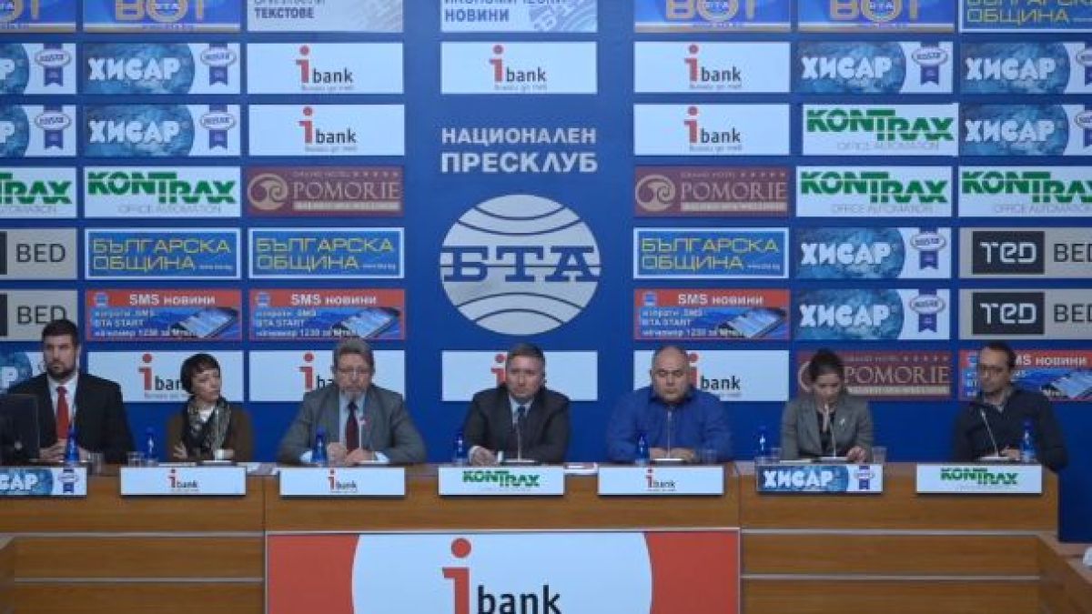 Прокопиев хленчи като ученичка за запора на милионите му (СНИМКИ) 