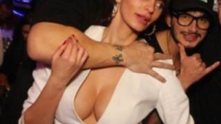 Скандални СНИМКИ след финала: Кой награби разголената Линдарева пред жена си и коя мистериозна хубавица опипа Динко