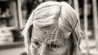 Тази покъртителна история от Родопите ще накара сърцето ви да се свие! Изстрадала и отчаяна баба помоли лекаря за услуга, когато той я чу, остана без думи