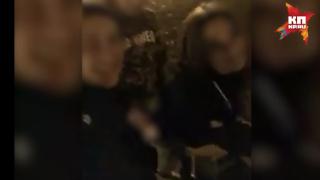 Студенти правиха секс на улицата заради лайкове в мрежата (ВИДЕО 18+)