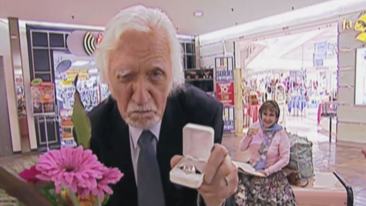 Какво ли не правят хората, за да спестят данъци! 85-годишен дядо реши да...