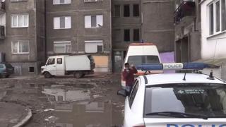 Бивш пандизчия, отчаян от живота, вдигна на крак полицията в Казанлък (ВИДЕО)