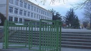 Прокуратурата подхвана случая със сирийчето, бито в двор на варненско школо 