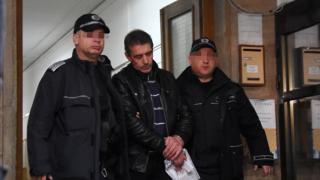Варненският адвокат дилър се оказа толкова болен, че не може да стои в ареста 