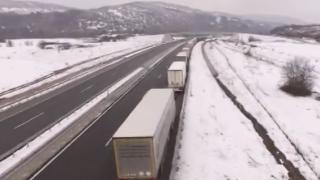Втори ден тираджии не могат да влязат в България (ВИДЕО)
