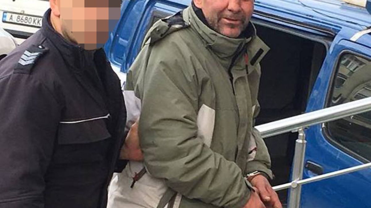 Присхотрилърът продължава! Изродът Живко излезе на свобода и отново спука от бой родната си майка, 