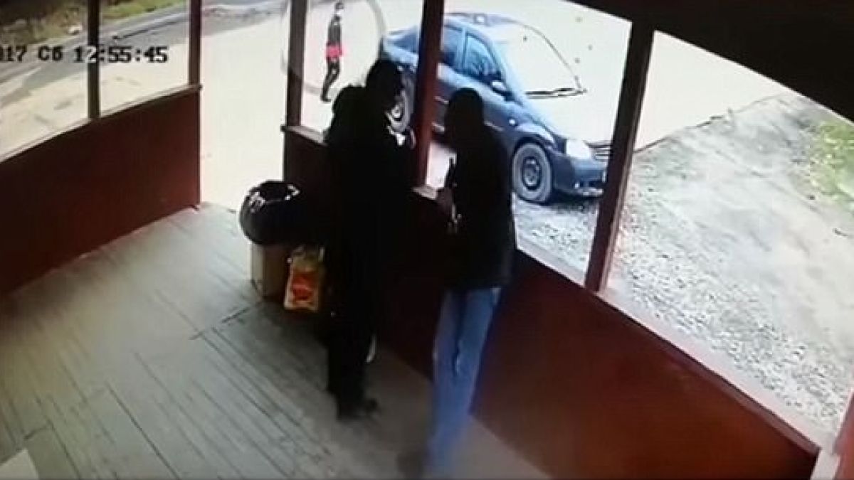 Кошмар! ВИДЕО на последните минути живот на момче, преди педофил да го разчлени и разхвърля из целия град (СНИМКИ)