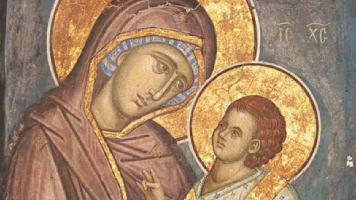 Пет мъжки имена и една омайна, но и много хитра жена, черпят днес в Деня на бащата