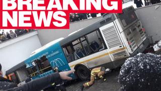 ВИДЕО (18+) показа кървавият момент, в който московският автобус гази наред десетки хора (СНИМКИ)