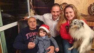 Семейните СНИМКИ на Борисов от Бъдни вечер взривиха мрежата, ето как ги оцениха над 17 000 българи
