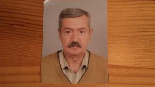 Виждали ли сте този човек? Цялата мрежа го търси под дърво и камък (СНИМКА)