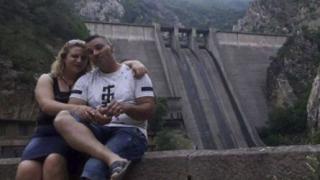 Мъжът на загиналата заместник-кметица на Кричим бере душа, още не знае, че децата му са мъртви