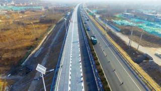 Заработи първата соларна магистрала в света 