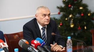 Отстраниха двама шефове на аерогарите след голямата издънка