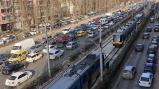 Само в БЛИЦ! И такава кола щъка по софийските улици (ВИДЕО)