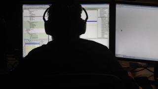 Тийнейджър умря внезапно след непрекъсната игра на компютър в продължение на дни