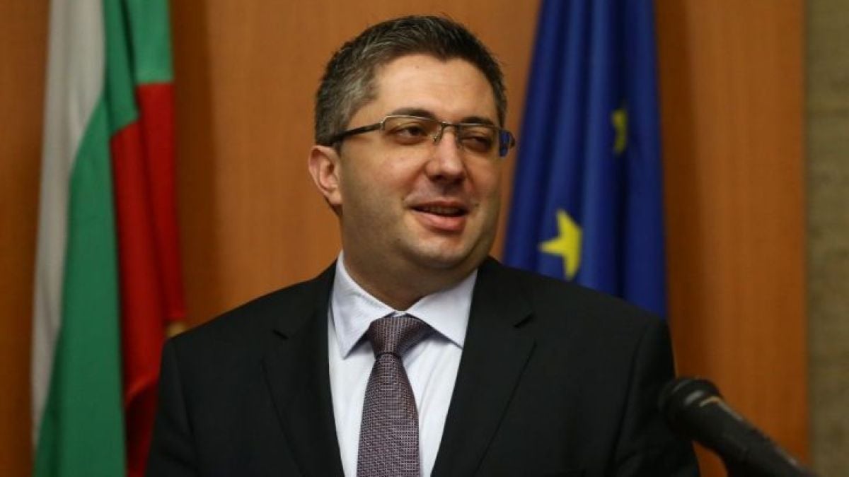 От ГЕРБ разкриха за планиран четирицифрен скок на заплатите при нов мандат ДАННИ