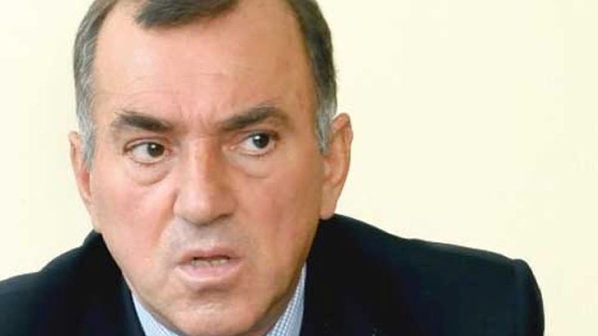 "Уикенд" разкри: Бившият финансов министър Стоян Александров краде имоти с незаконни лихварски схеми (СНИМКИ)