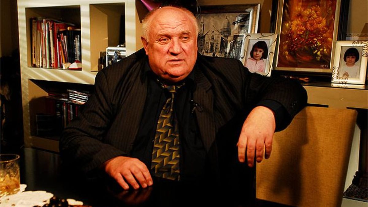 Адвокат Марковски обяви пред БЛИЦ би ли станал защитник на шесторния убиец и защо смята, че този звяр още не се е самоубил!