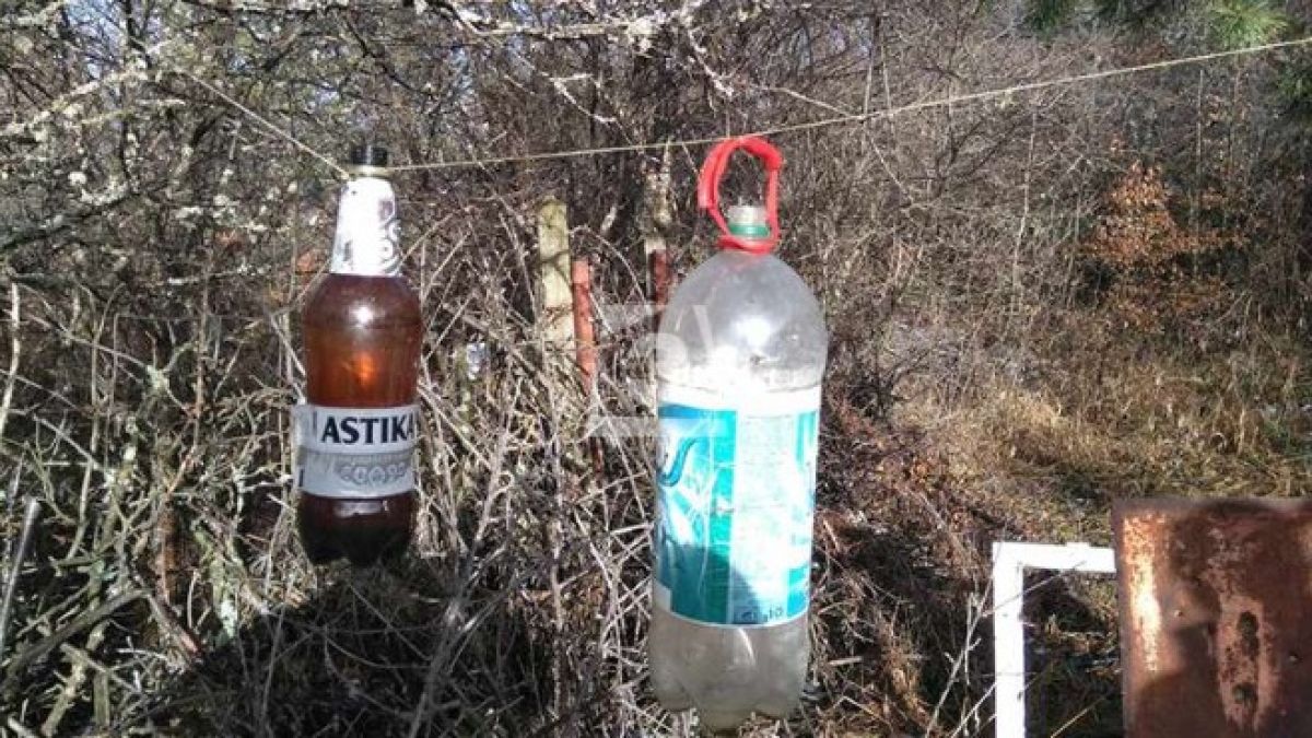 Зловещи СНИМКИ! Шесторният килър Росен тренирал да убива като Рамбо в двора на вилата в Луково 