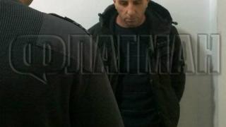 Иван с абсурдно обяснение защо е опустошил Социалното в Поморие (СНИМКИ)