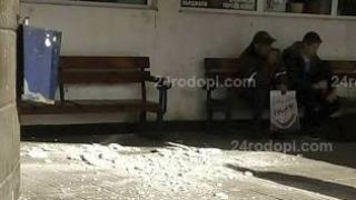 Страховит инцидент на кърджалийската автогара на косъм се размина без жертви (СНИМКИ)