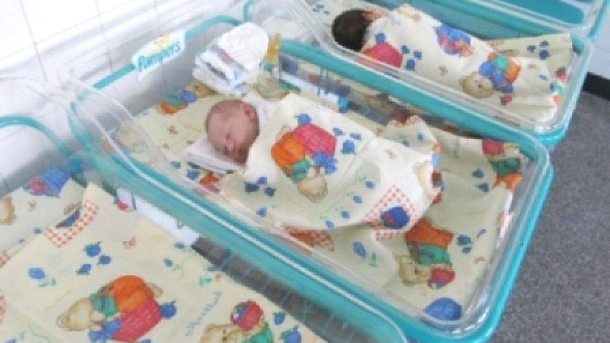 Бейби бум, невиждан от 10 години, във Велико Търново