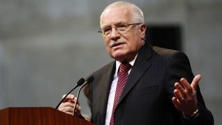 Бивш президент на Чехия предупреди кое може да унищожи Европа