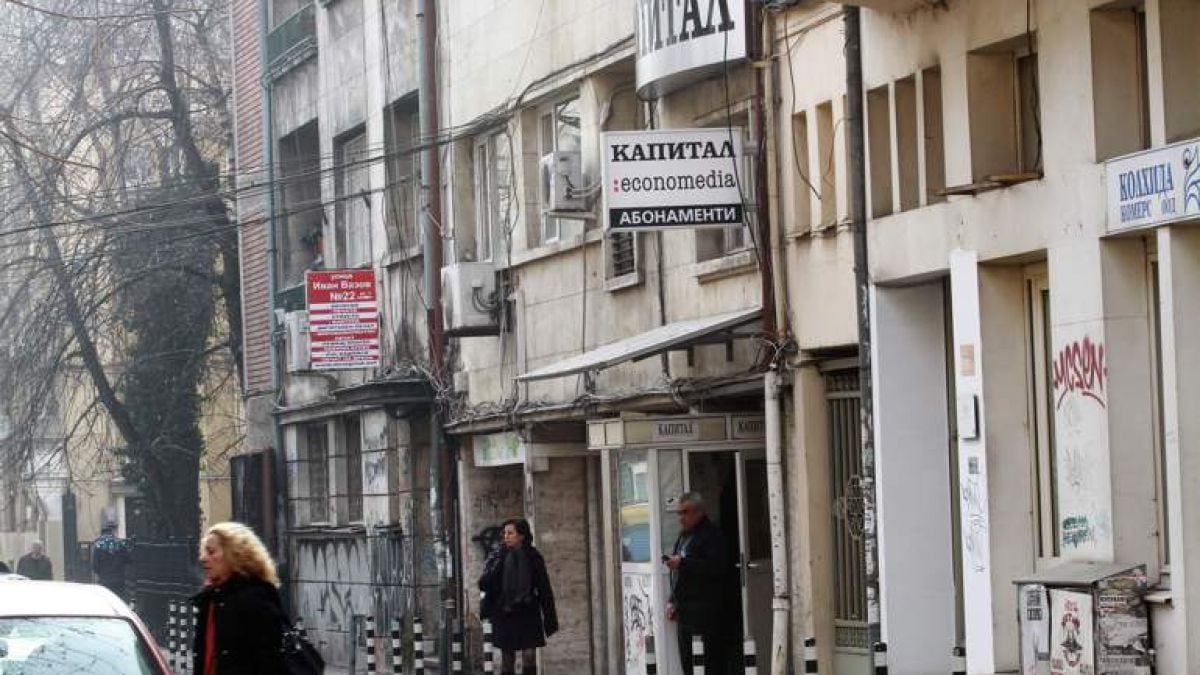 Прокопиев напомпал медиите си с милиони от „Каолин“