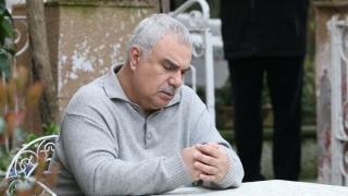 На Али Ръза му е ЛОШО! Българи го ошушкаха с 500 бона