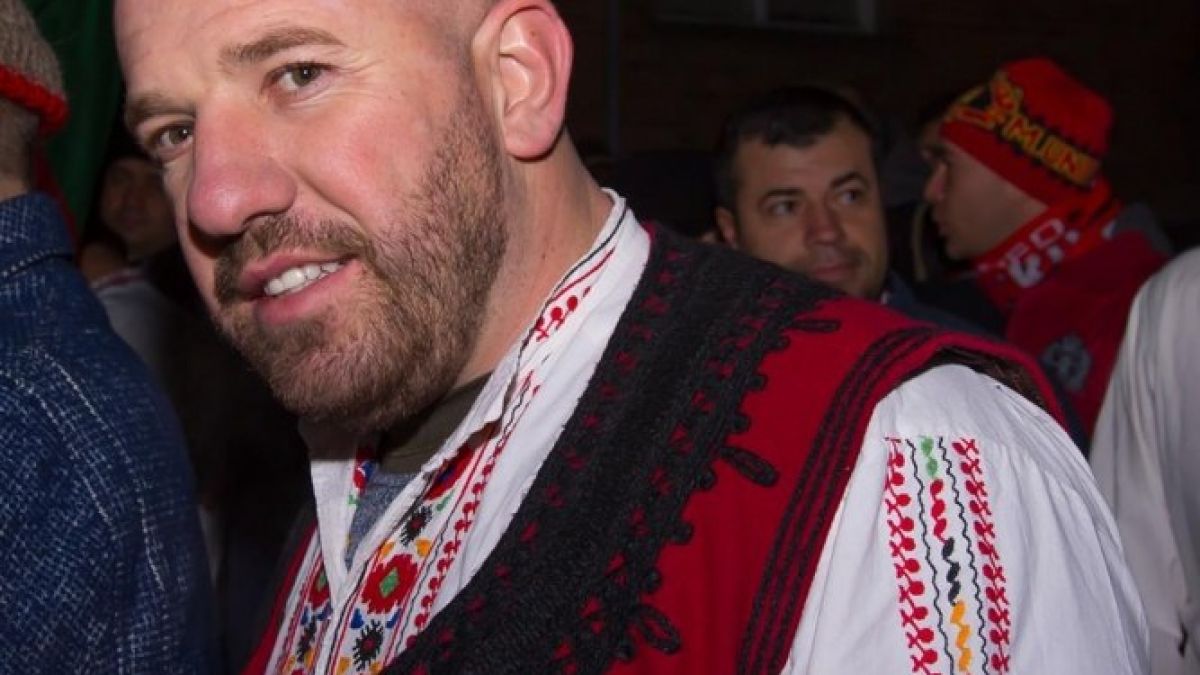 Лютите калоферци не искали Динко на мъжкото хоро на Йордановден