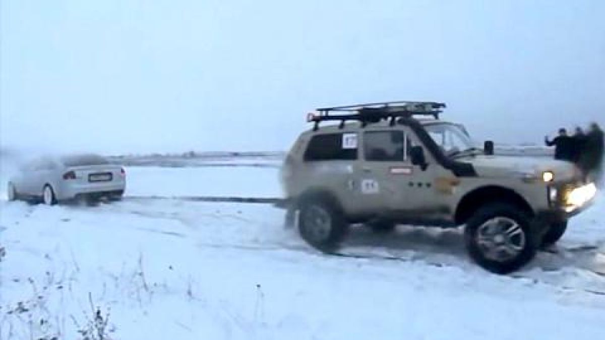 Битка на живот и смърт! Niva срещу quattro (ВИДЕО)