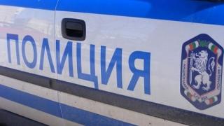 Сигнал до БЛИЦ: Жена буйства и чупи в "Младост" 
