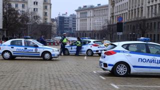 БЛИЦ TV: София почерня от полиция, униформени дебнат на всеки ъгъл, пиле не може да прехвръкне! (СНИМКИ)