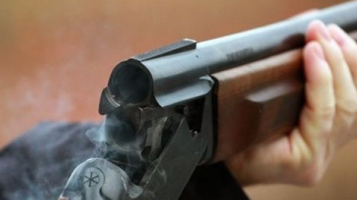 Пенсионер в Перник си направи самоделно огнестрелно оръжие и...