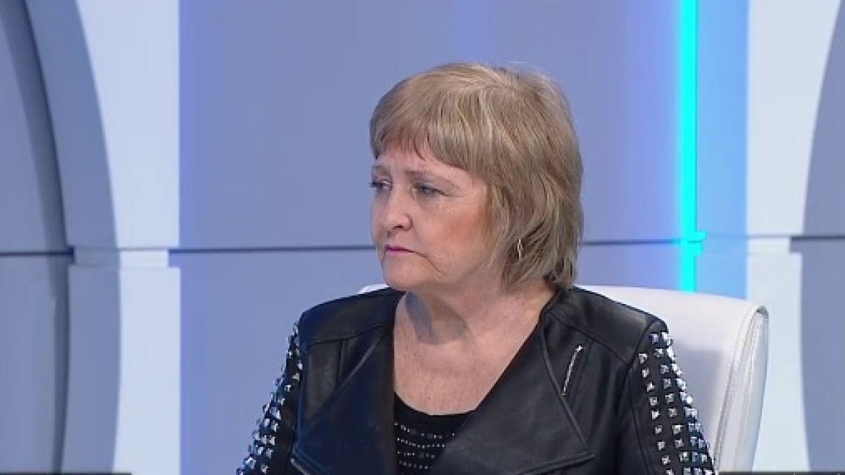 Проф. Байкова обясни какво да правим преди да се разболеем, а повалили ни грипът, то задължително трябва да...